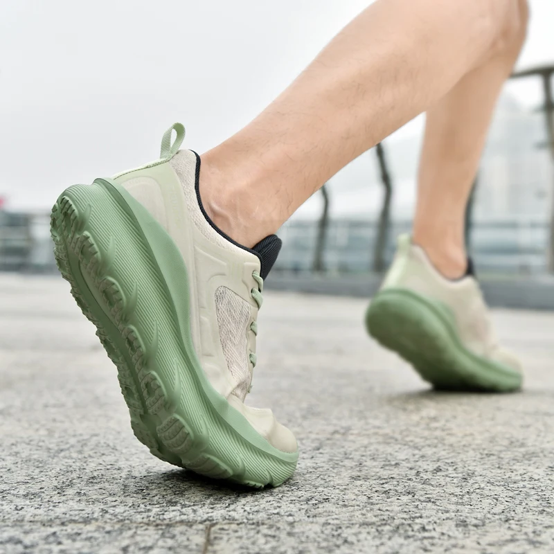 Ultralight Men Running Shoes for Women Air Mesh Design Sneakers Men Soft Cushioning Jogging Sports Shoes Breathable Fitness Shoe