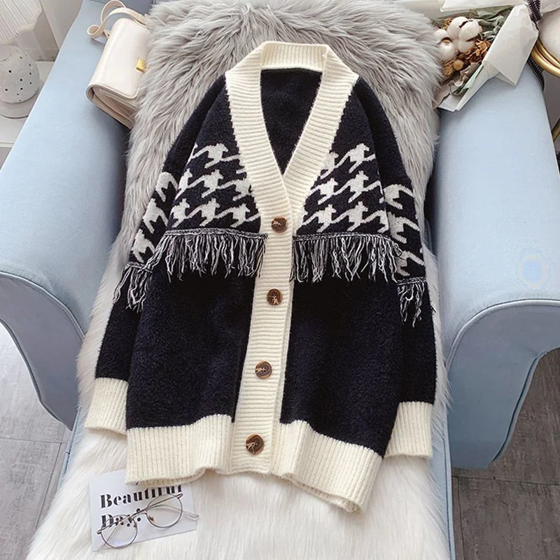 

Spring Autumn Women V-neck Long-sleeved Knitted Cardigan Female Korean Fashion Patchwork Houndstooth Fringed Loose Sweater Coat