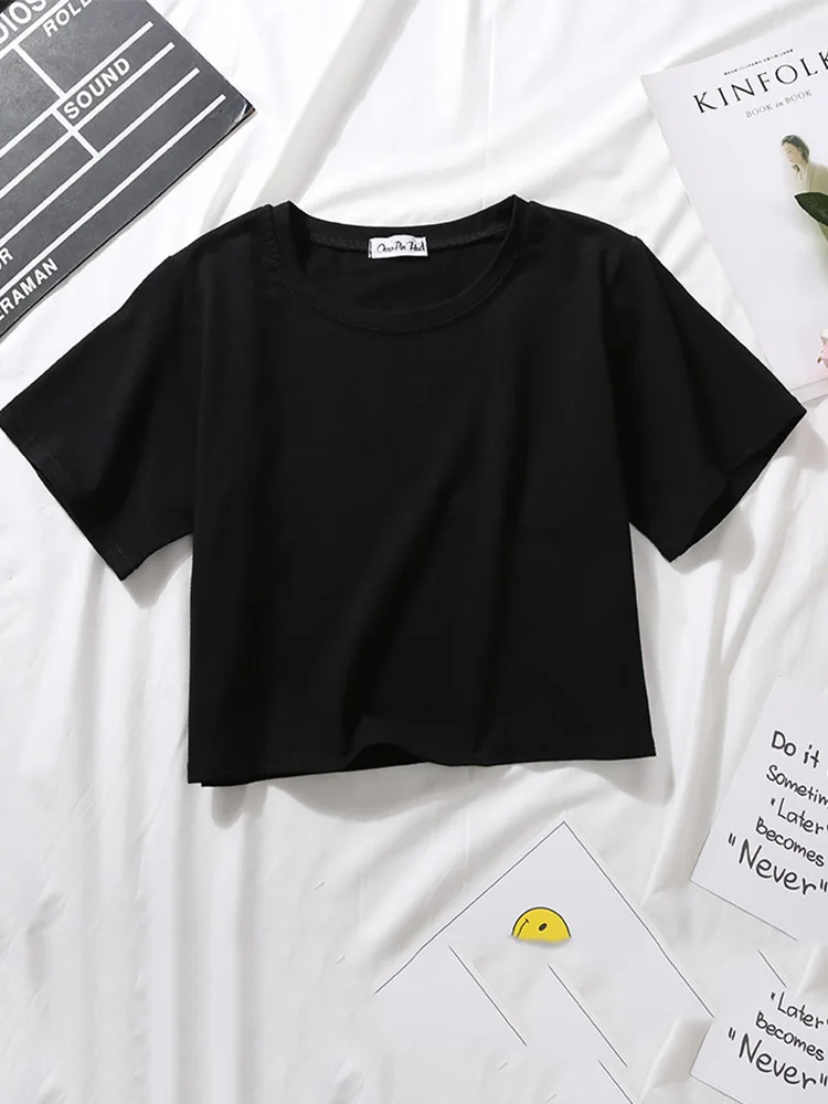 ตัวเลือกสินค้า เสื้อยืดแขนสั้นผ้าฝ้าย ใส่สบาย ดีไซน์เรียบหรู สำหรับสาวๆ