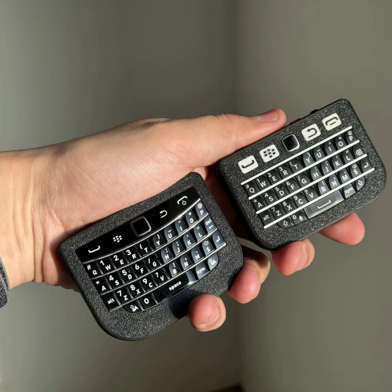 새로운 블랙베리 Q10/P9981 미니 트랙패드 키보드 Costom 듀얼 모드 블루투스 ZMK 키보드 마우스 게임 키보드 통합