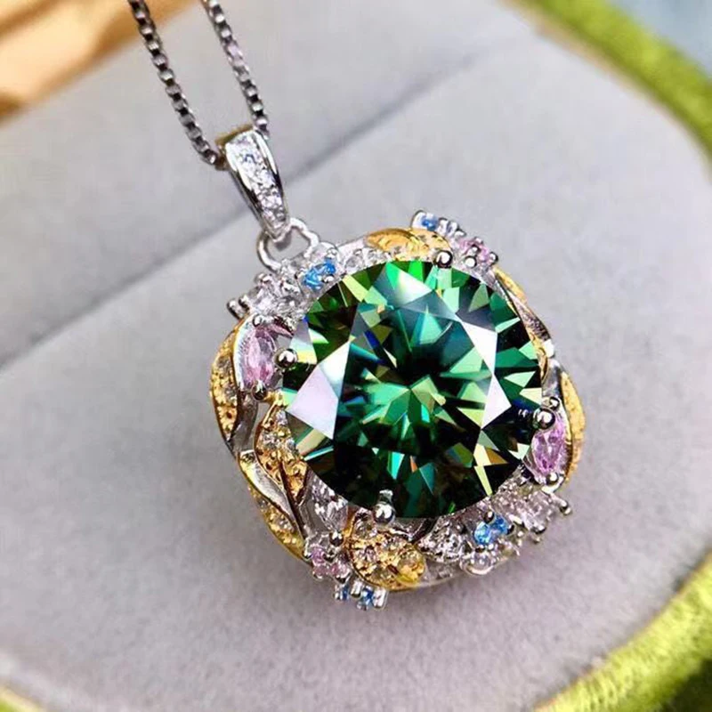 New Domineering Green Moissan Diamond Pendant Colorful 5 Carat Necklace Inlaid Jewelry Accessories |