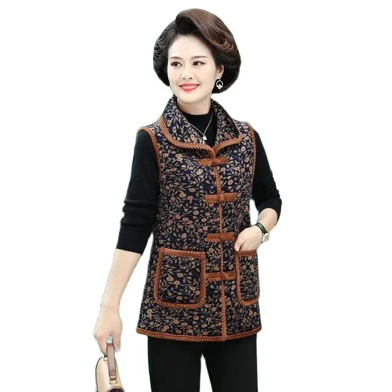 

Новинка 2022, осенне-зимний жилет для матери с бархатной подкладкой, пальто для женщин 50-60 лет, среднего возраста, свободный утепленный жилет, куртка
