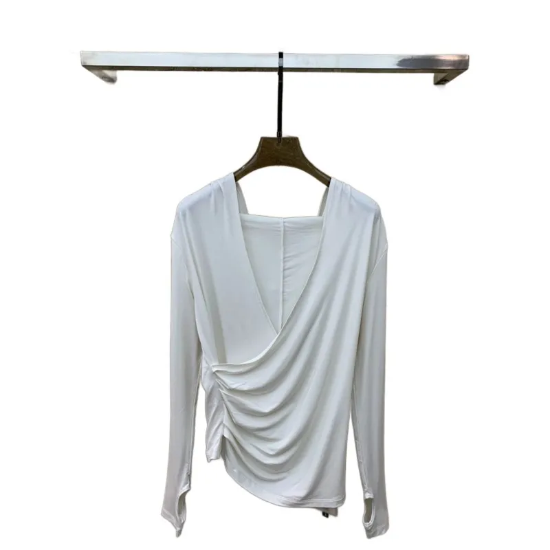 

T-shirt V-neck short hooded slim-fit version solid color long sleeve design comfortable 2024 spring summer