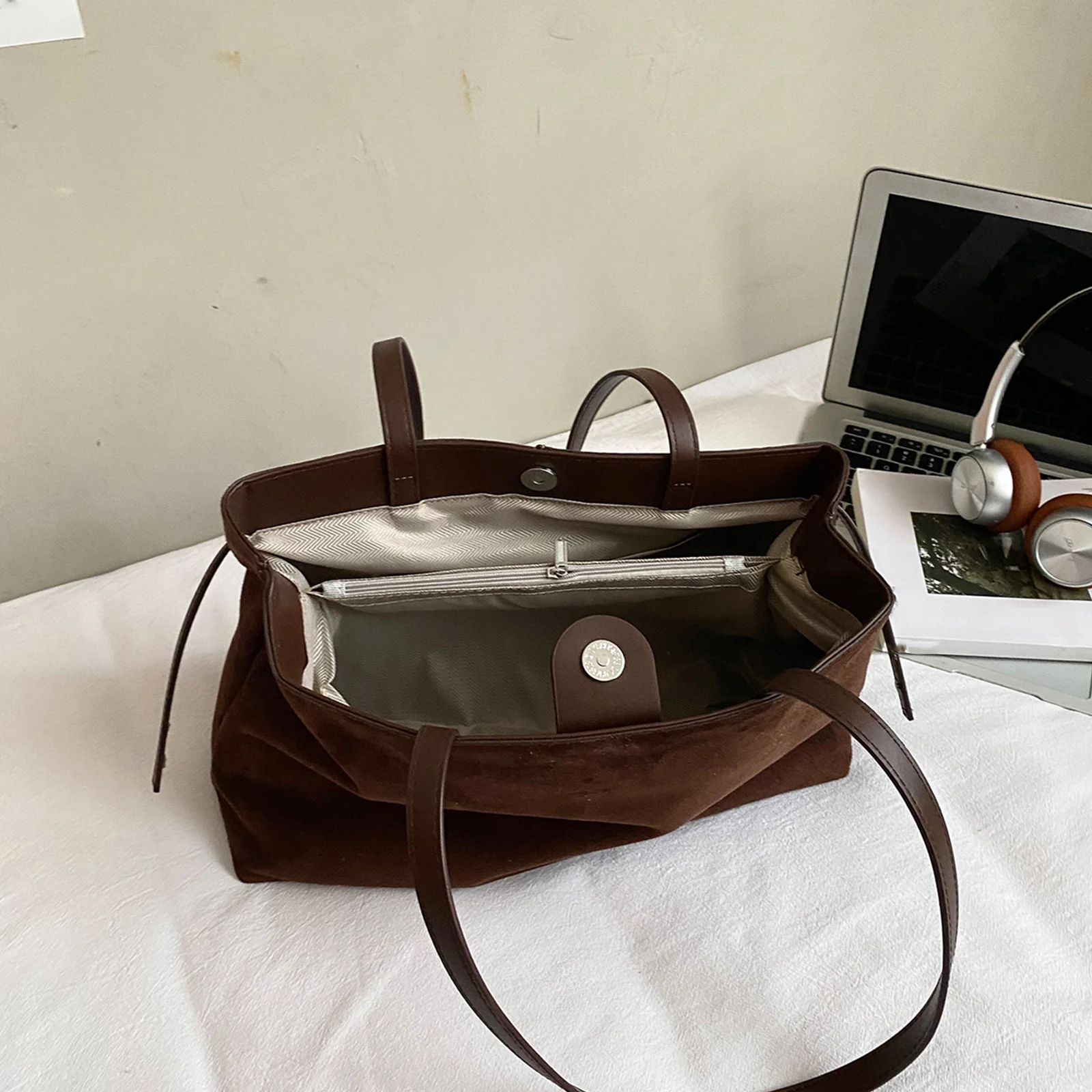 Faux Suede Tote Bag Vintage Hobo Handbag Large Capacity Shoulder Bag Underarm Bag for Women Travel Work