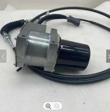 Excavator spare parts R160LC-7 R180LC-7 R210LC-7 throttle motor 21EN-32220 Governor motor For Hyundai Accelerator actuator step