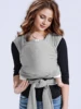 Newborn infants and young children carry a multi-functional front hugging device for children to go out and hold their babies. 1