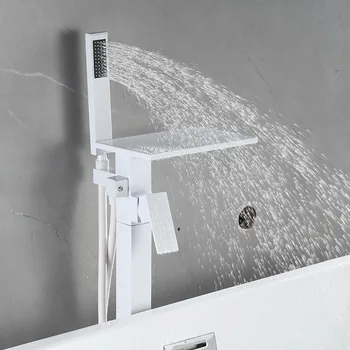 ก๊อกน้ำอ่างอาบน้ำแบบตั้งพื้นสีขาวติดผนังก๊อกผสมน้ำร้อนน้ำเย็น 1