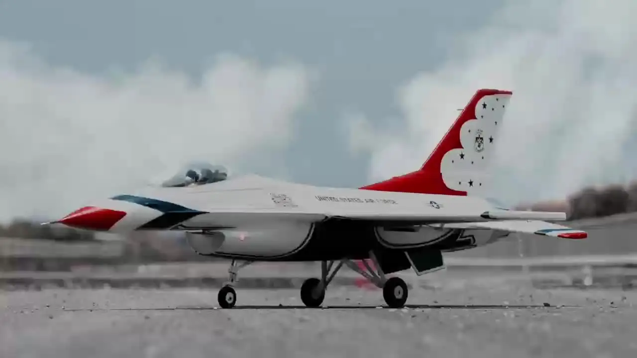 F－16塗装済み完成機 ジェット仕様（電動化も可能） 【公式通販】