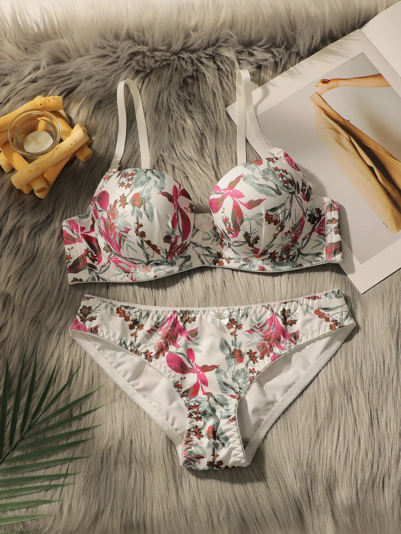 Beliebtes Damen-Unterwäscheset mit süßem Waschmuster, Push-up-BH, dünn und bequem, eng anliegend, A2134_voghion.com