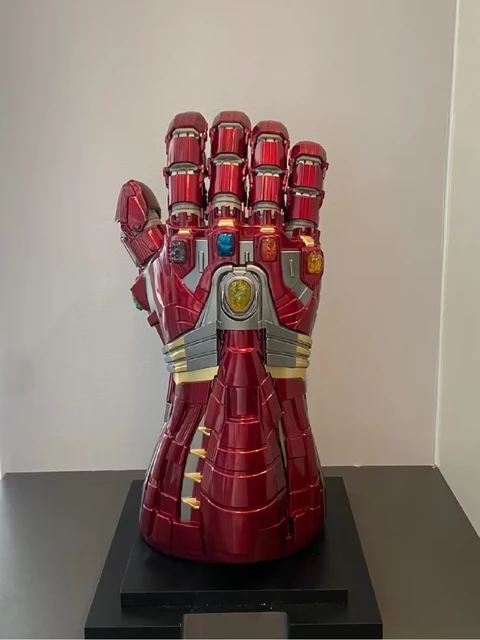 Gant Thanos Iron Man, Hulk, lumière LED, pierre infinie, gants d'armes de  super-héros, Captain America, Thor, cadeau pour enfant, 1:1 - AliExpress