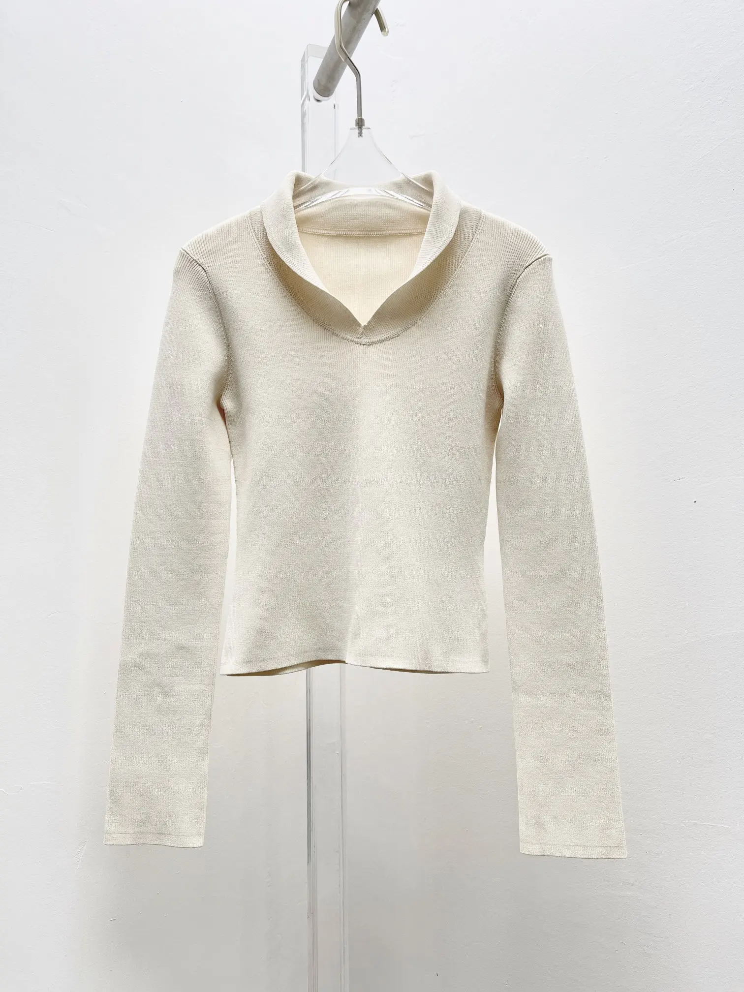 

2023 Autumn/Winter Fashion New Women's Clothing Collar Knitted Top 0905