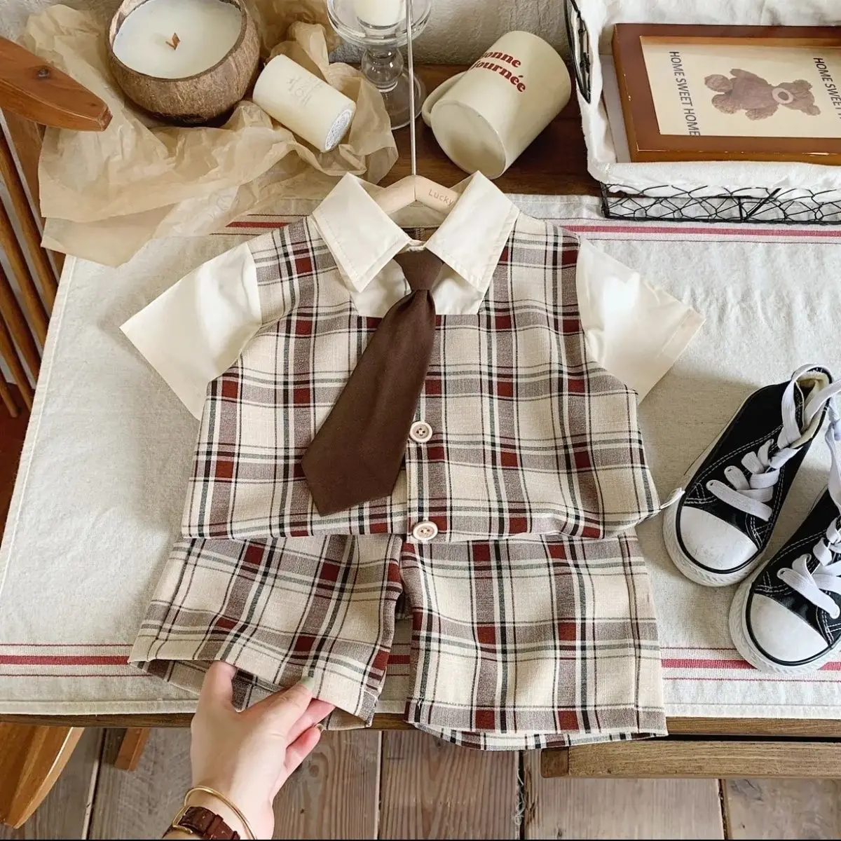 

Summer Boy Retro Suit Two-Piece with Tie Korean Fashion Gentleman Children's Clothes Single Breasted Plaid Top Shorts