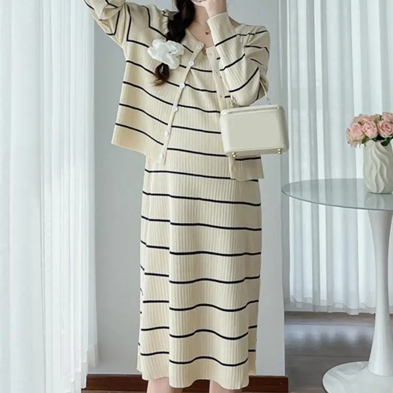 090A 임신 한 여성을위한 임신 옷 복장 야외 활동 니트 가디건 롱 드레스 출산 버튼 다운 가디건