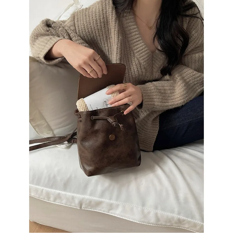 Retro Brown Single Shoulder Bag for Women, Fashionable Bag, High-end Feeling, New