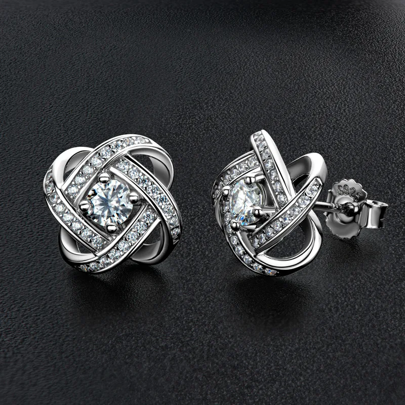

Elegant New Clover Moissanite Stud Earrings for Women 925 Sterling Silver D Color Diamond Fine Jewelry Girls Party Wedding Gift
