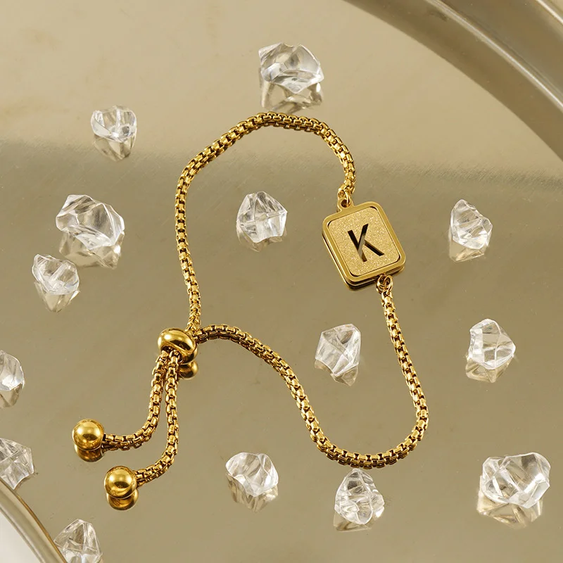 

Initial Letter Bracelet for Women Girls A to Z Chain Bangle Anniversary Birthday Gift for Friends Sisters Birthday Christmas