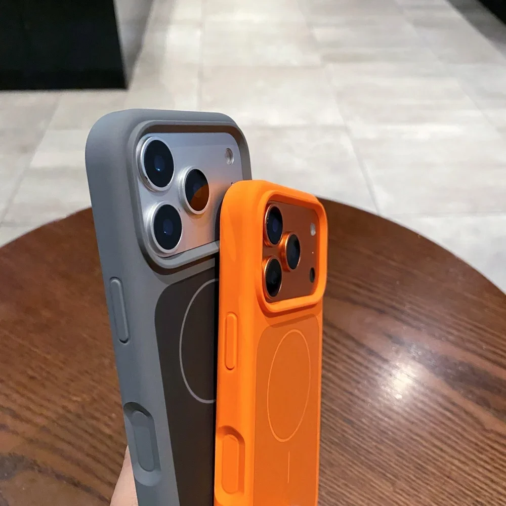 Premium Liquid Silicone Magnetic Wireless Charging Case - Skin-Feel Cover