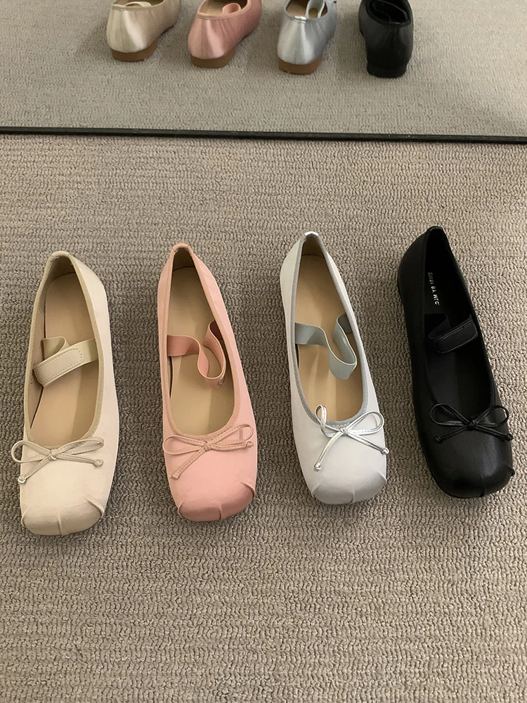 

Soft Bow-Knot Shoes Woman Flats Casual Female Sneakers Round Toe Shallow Mouth Riband Butterfly Dress New Retro Summer Soft Sho