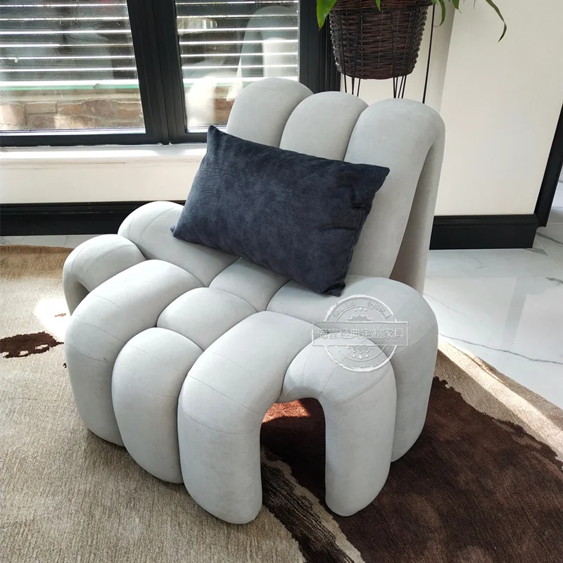 

Nordic creative designer's irregular spider chair, curved line single person sofa, hotel model room, personalized leisure chair