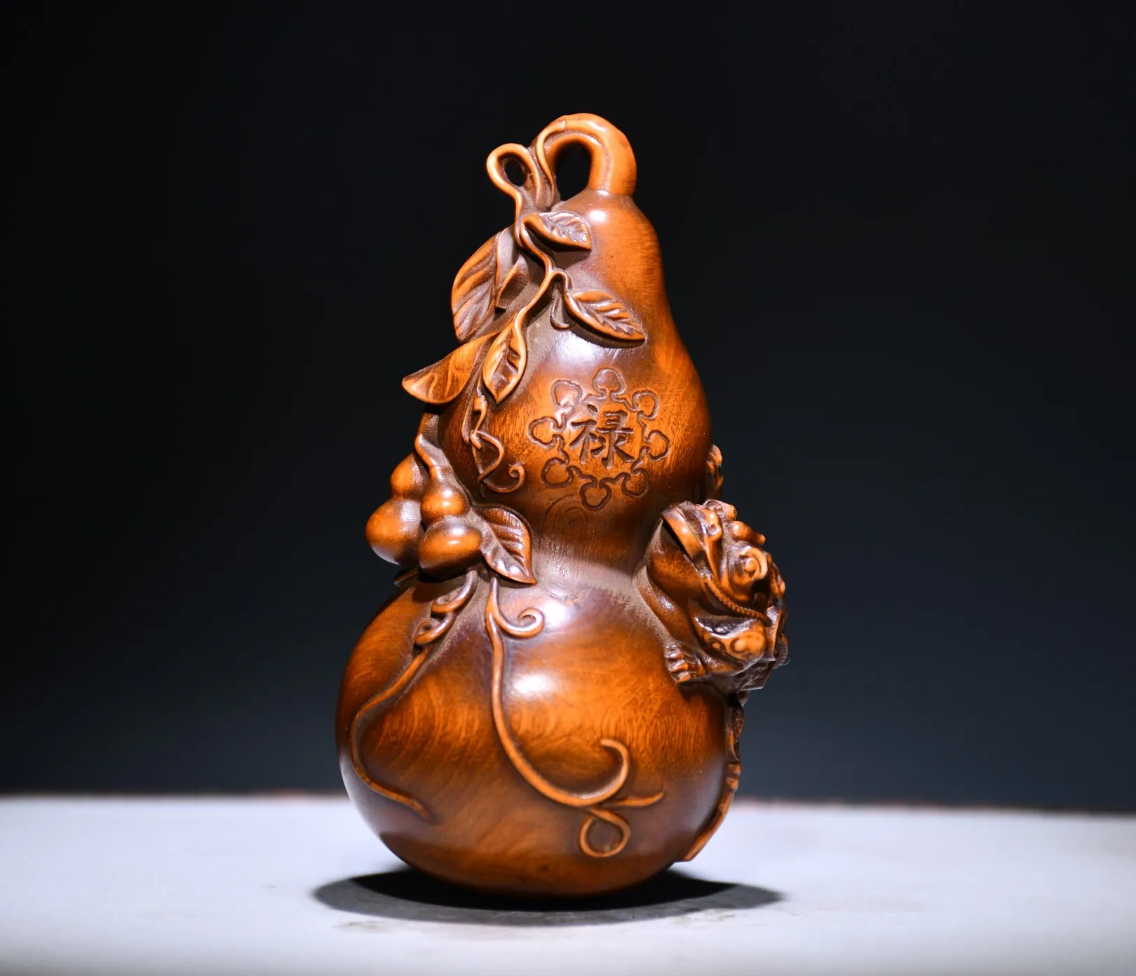 

3"Tibet temple Collection Boxwood Golden Toad Town house gourd gourd melon vine office ornament Town house Exorcism