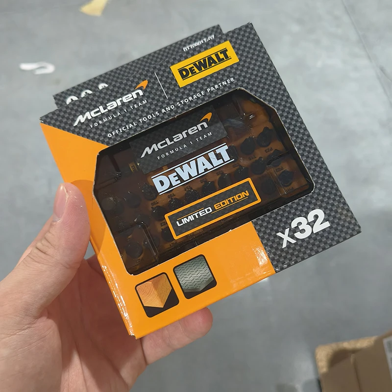 DEWALT McLaren F1 팀 DT70901T-QZ 32피스 스크루드라이버 비트 세트, FLEXTORQ 기술이 적용된 한정판