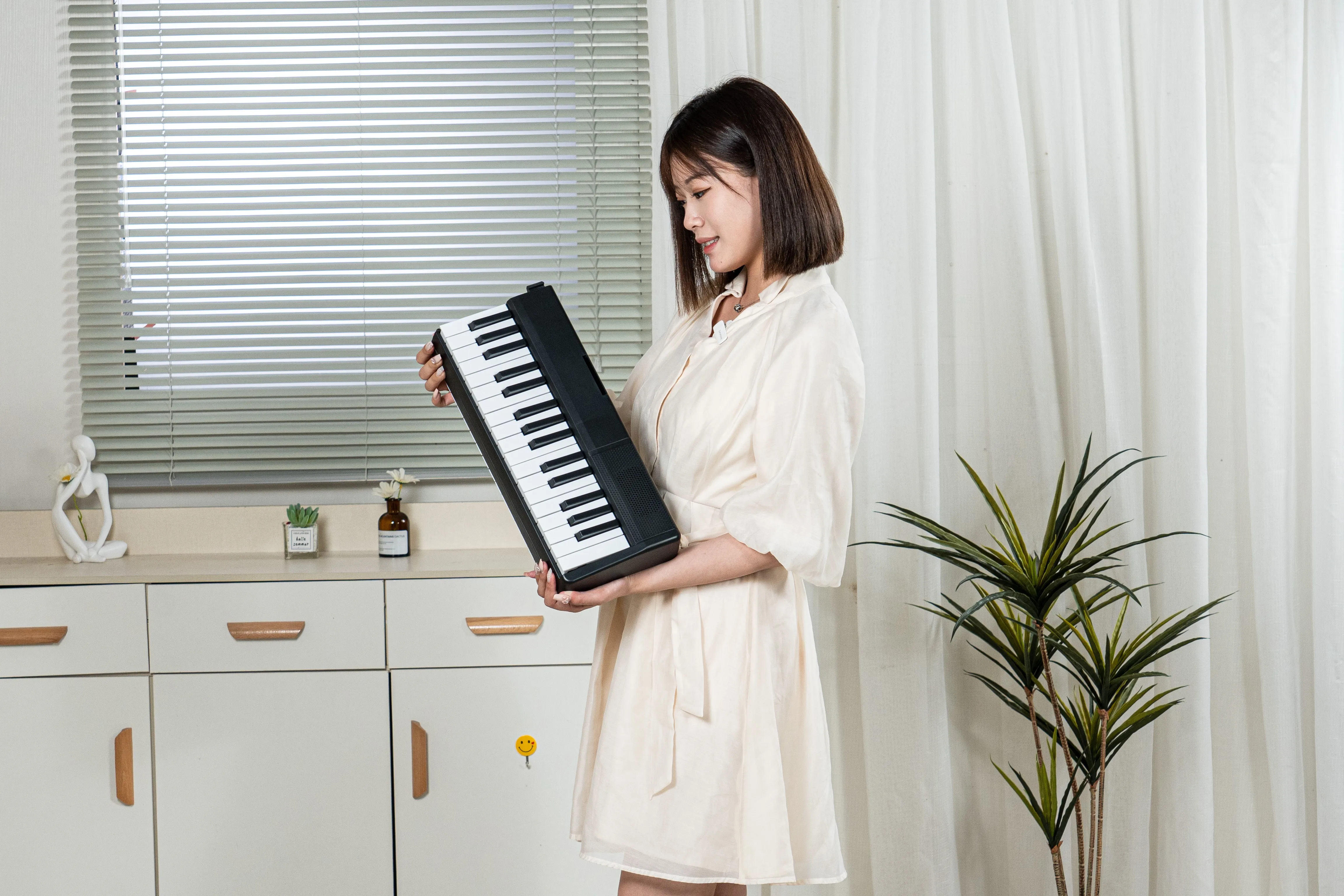 61 Keys Folding Musical Instruments Electronic Organ Mini Electronic Piano Music Educational Toys Foldable Piano Keyboard