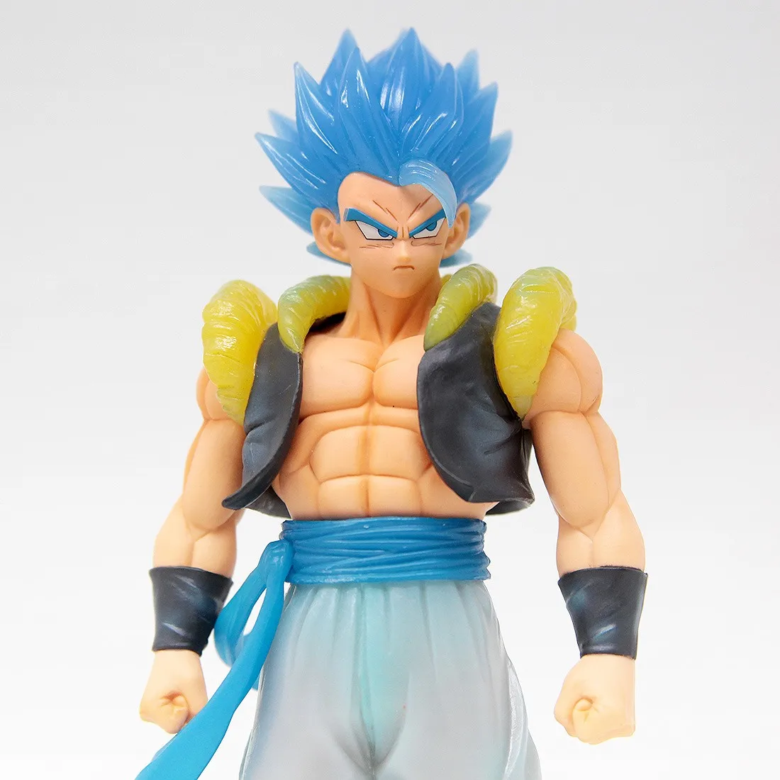 Banpresto Dragon Ball Super Clearise Super Saiyan God Super Saiyan Gogeta  Figure (blue)