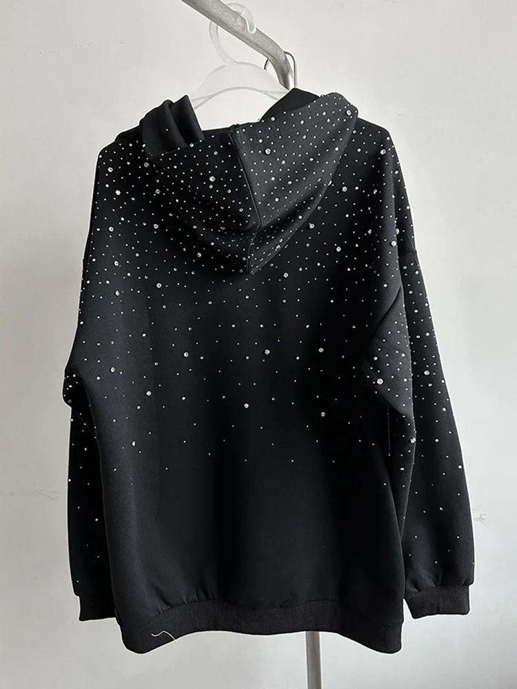 [EAM] Black Rhinestones Shining Thick Sweatshirt New Hooded Long Sleeve Women Big Size Fashion Tide Spring Autumn 2026 1DJ0096