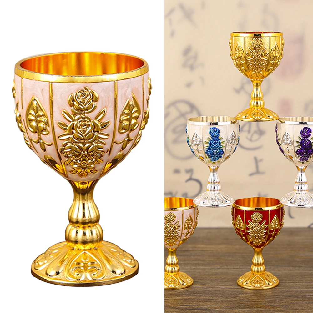 European Retro Wine Cup Metal Wine Glasses Retro Dinnerware Goblet Vintage Vodka Champagne Glasses Bar parts 1x glass ornament