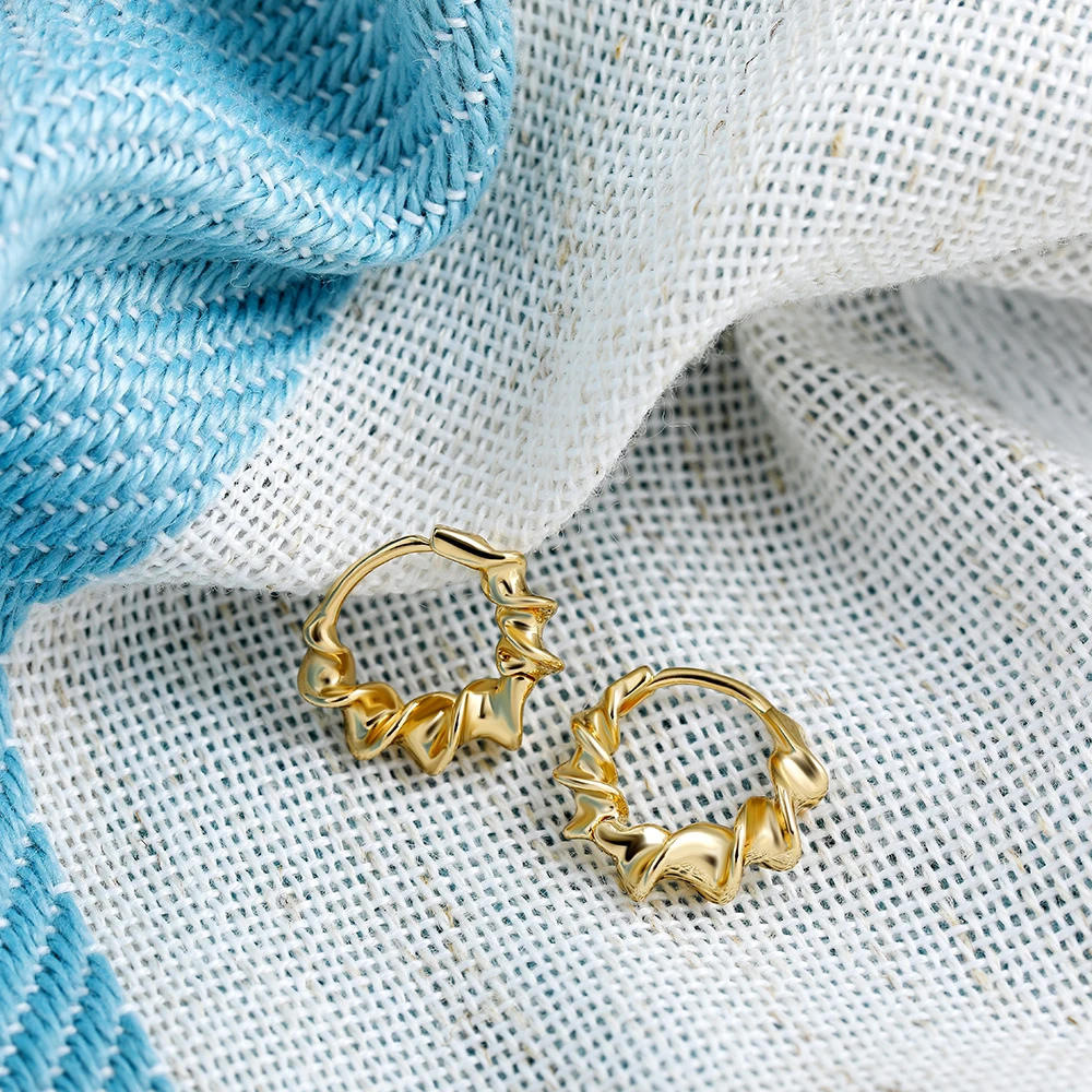 New Trendy Small Twist Hoop Earrings for Women Gold Color Beaded Round Circle Huggies Earring Minimalist Jewelry