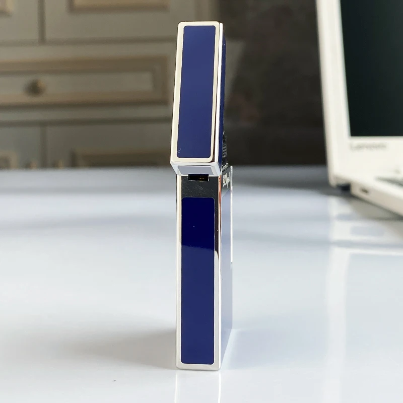Windproof Lighter with Bright Sound for Men Retro Cigarette Gift Brass Shell