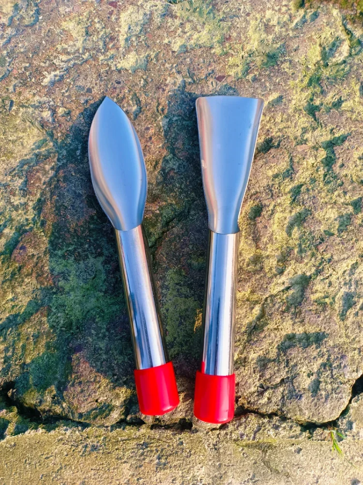 *Soil digging tip shovel Flower gardening shovel Stainless steel flat head shovel Small integrated molding household 2
