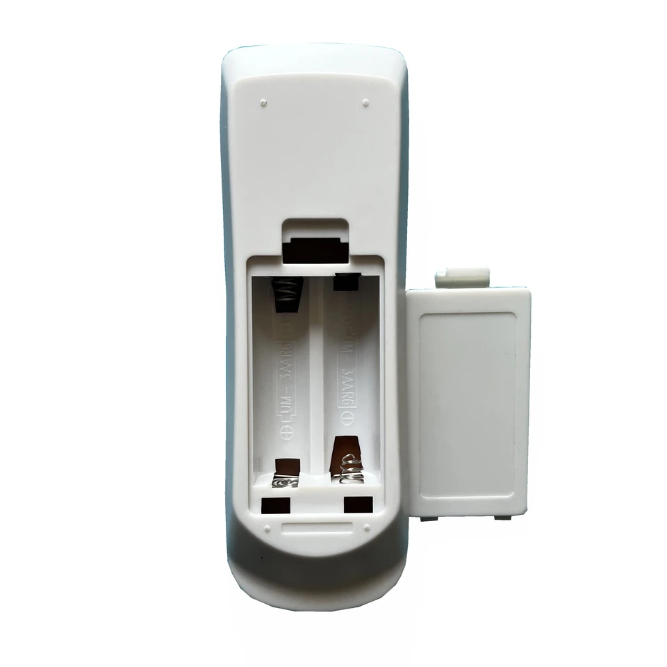 く*ら様 Epson プロジェクター EW-TH5200　本体 リモコン付き く*ら様 Epson プロジェクター EW-TH5200 本体 リモコン付き