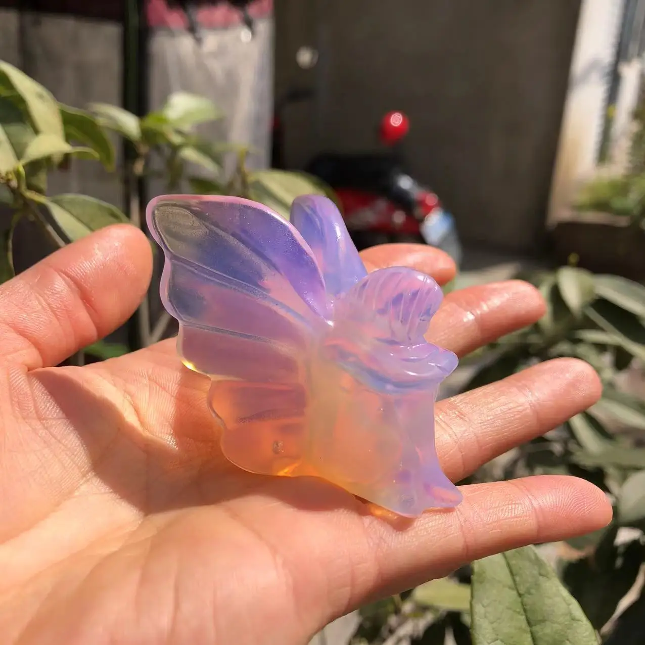 

Super Cute Natural Pink Opal Crystal Crafts Therapeutic Stone Carved Angel Butterfly Fairy Home Decor 1pcs