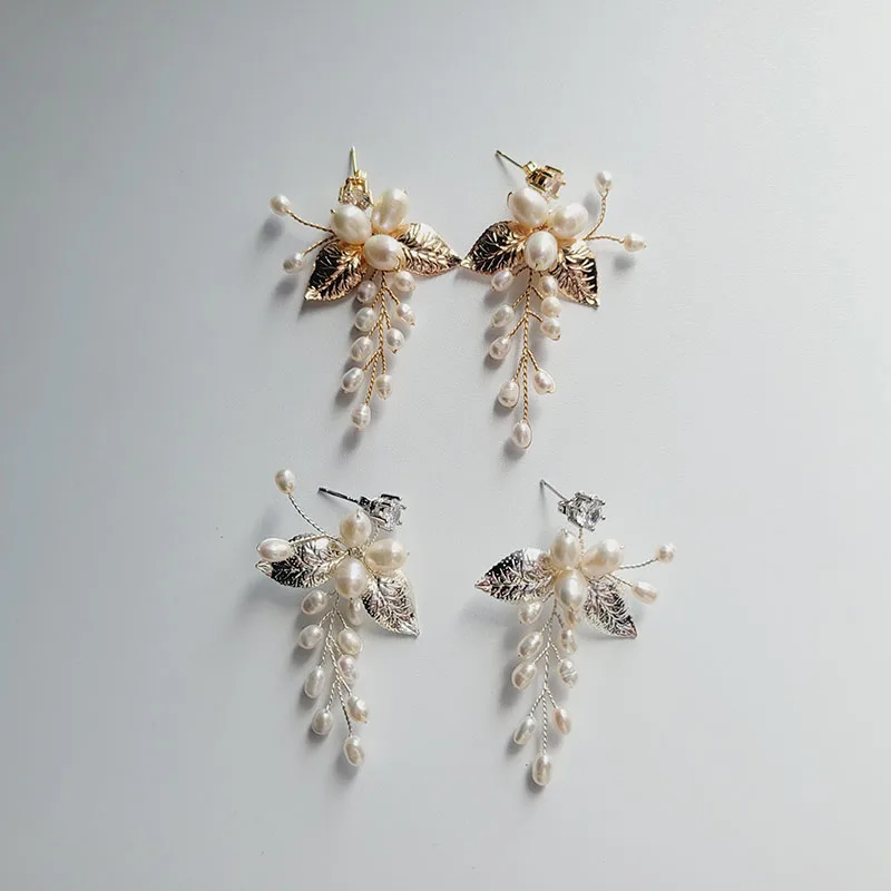 

SLBRIDAL Handmade Ins Sparkling Zircon Alloy Leaf Porcelain Flower Freshwater Pearls Bridal Wedding Earring Women Girls Earrings