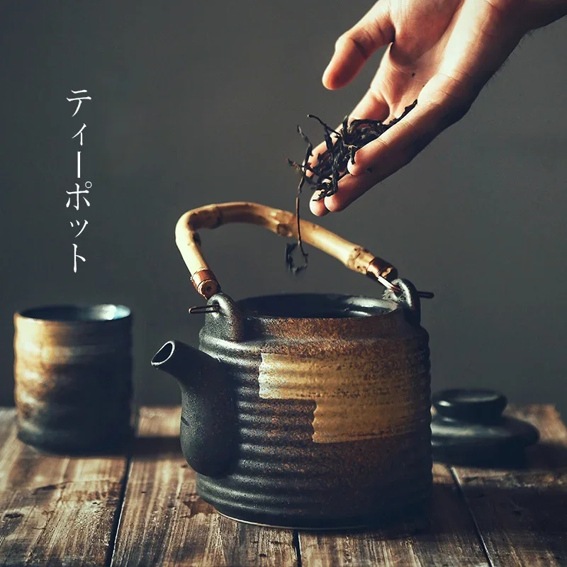 Japanese retro hand-painted ceramic teapot home hotel restaurant teapot Chinese large handle pot
