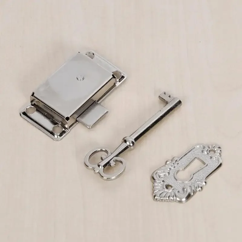 

3pcs/set Classical Furniture Hardware Lock Decorative Wardrobe Cupboard Door Jewelry Box Lock Small Antique Metal Lock With Key