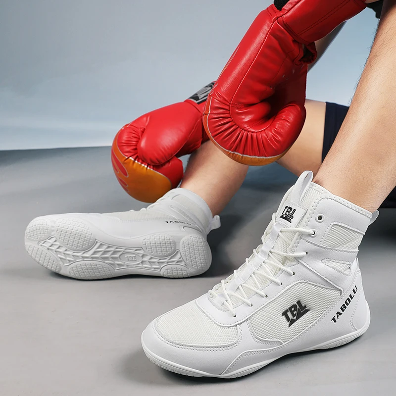 New Wrestling shoes male Boxing Shoe Anti-slip Fighting Strength High Top Shoes light fighting Boots Weightlifting shoe Sneakers