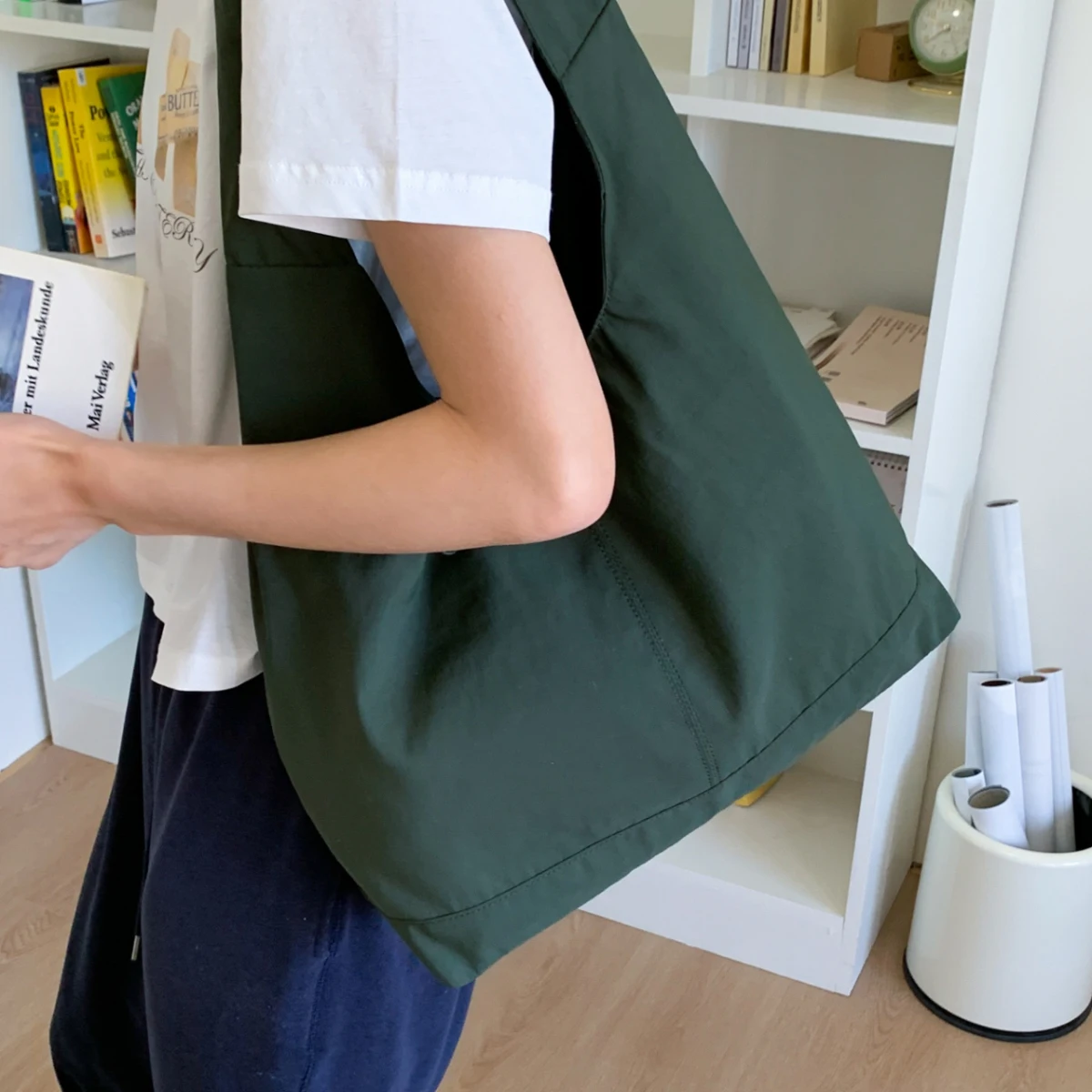 Korean Bag Women's French Strap Satchel Tote Bag Large Capacity Shoulder Bag Armpit Commuter Bag College Student Class Bag Bow Work Clothing Play Mountaineering Outdoor