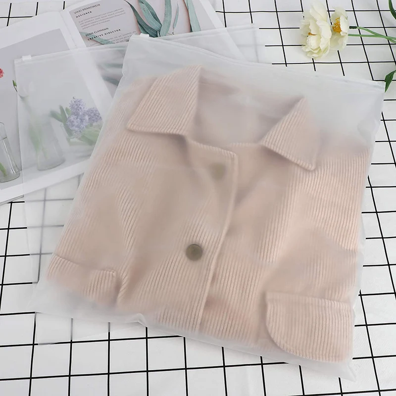 50Pcs Frosted Zipper Poly Bags Plastic Bags For Clothes Tshirt Packing Shipping Zip Bag For Sweater Skirt Organizer Storage Bag 4