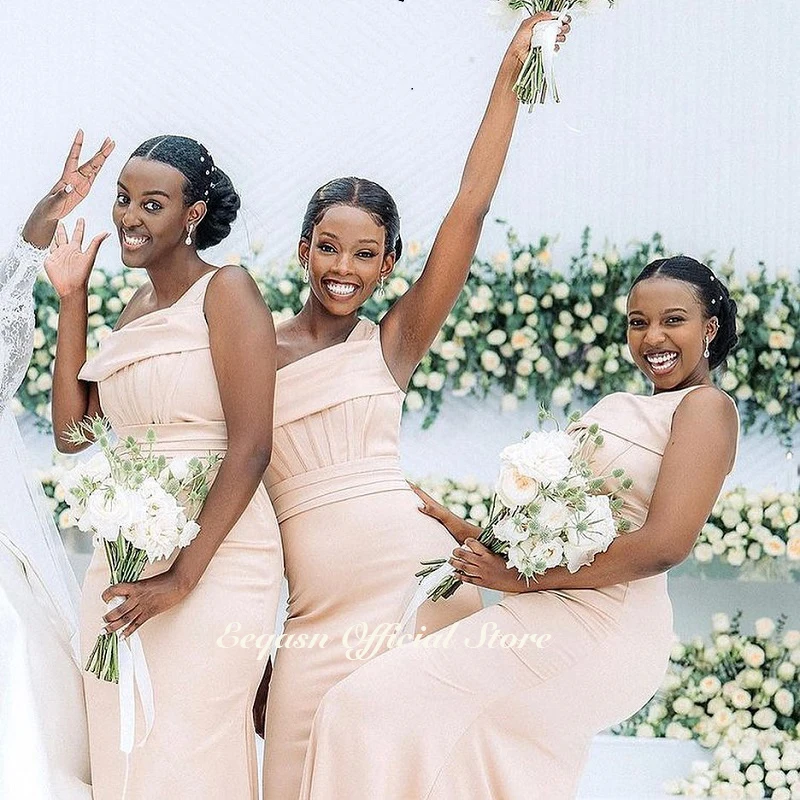 Champagne Mermaid Bridesmaid Dresses One Shoulder Crepe Exposed Boning Maid of Honor Dress Wedding Party Gowns Customized bridesmaid dresses