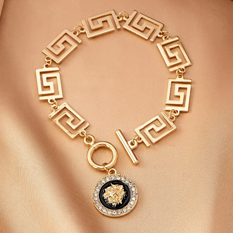 Lion Head Pendant Necklace Earrings Set for Women Simple Fashion Bracelet Ring Jewelry Accessories Hot Sale Party Gift