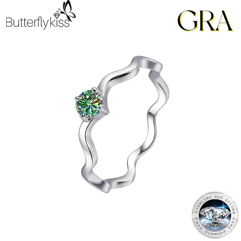

Женское большое кольцо с бриллиантом 0.3CT, с родиевым покрытием