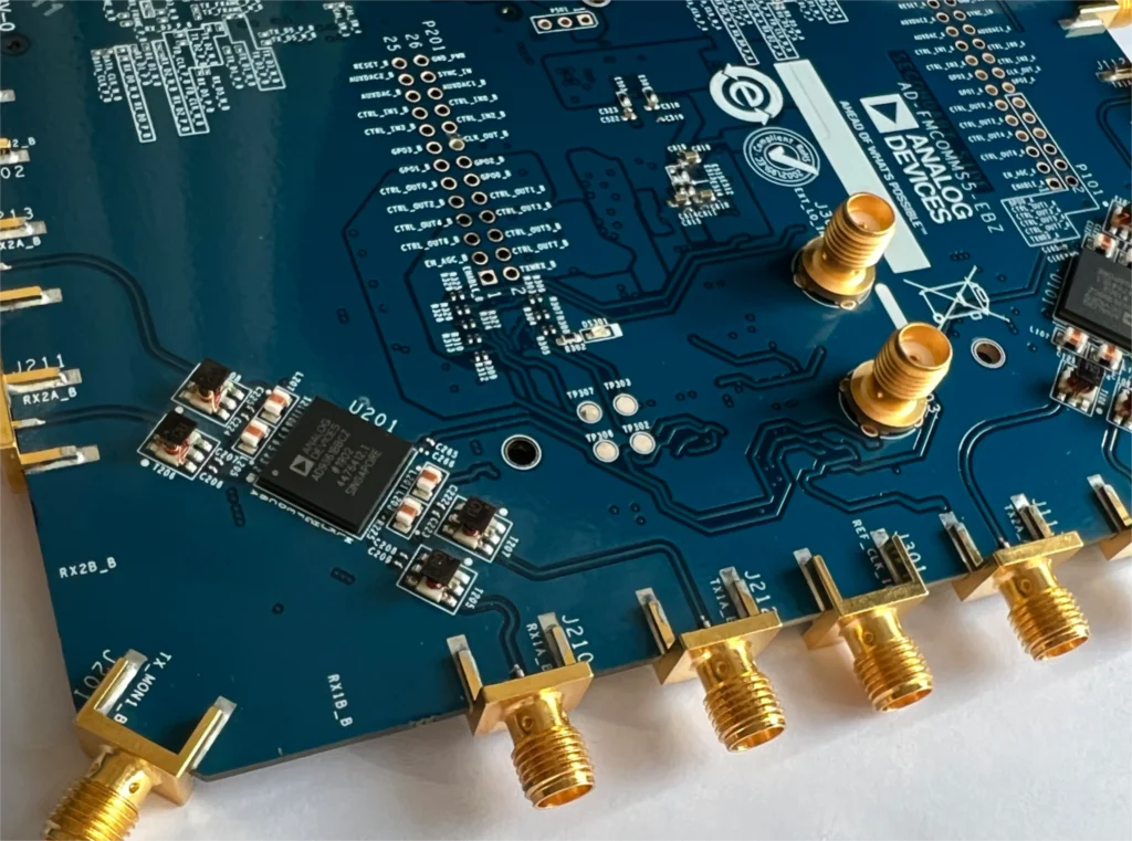 Рисунок 2 - Макетная плата FMCOMMS5 4X4MIMO
