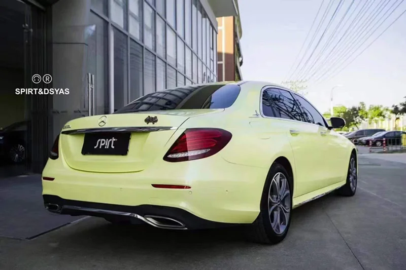 

Жидкая желтая Глянцевая металлическая виниловая пленка, рулон «сделай сам», полная автомобильная пленка, самоклеящаяся, без пузырьков воздуха, 1,52x18 м, 5x59 футов