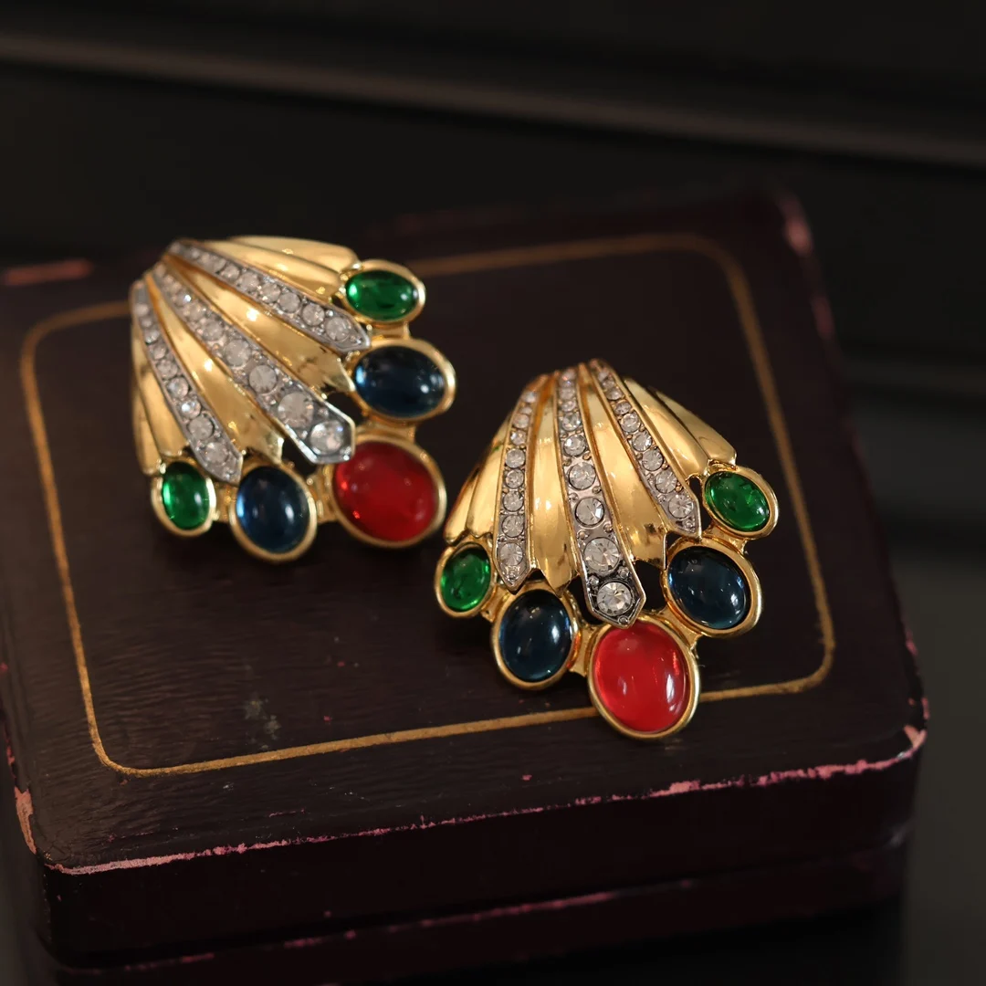 

Европейские и американские модные классические ретро стеклянные серьги