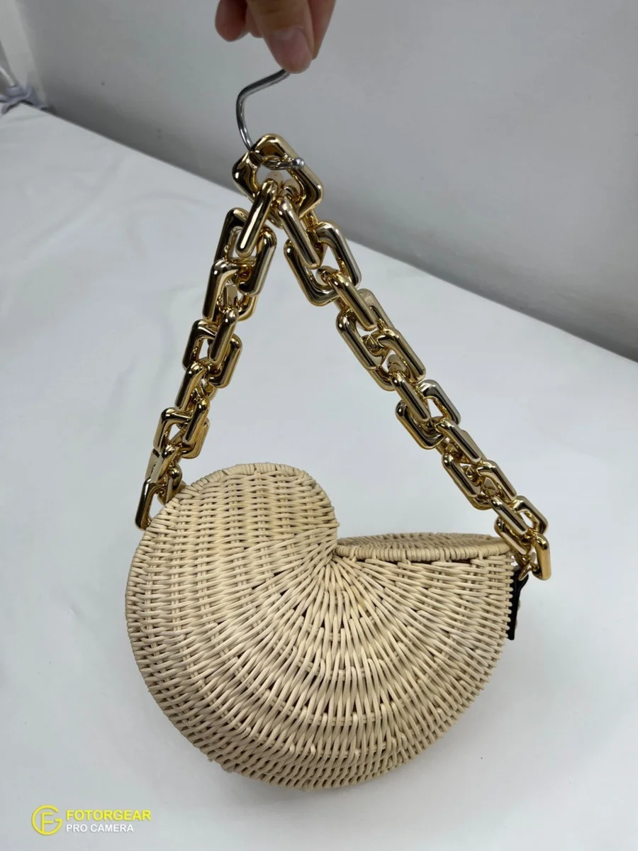 Fashion Thick Chains Rattan Conch Women Shoulder Bags Design