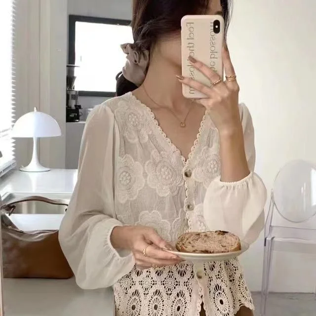 

Hollow Out Cardigan Women New Summer Knitted Fairy Gentle Retro Sweaters Female Sun Protection Shawl Outwear All-match Tops P307