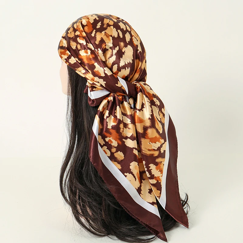 Foulard Pour Les Femmes Comme Foulard En Satin De Soie Pour Envelopper