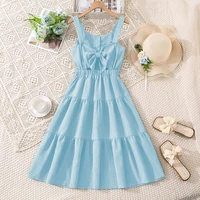Robe d'été verte pour filles de 8 à 12 ans, design à volants sans manches avec nœud au dos et taille élastique, vêtements décontractés pour enfants 4